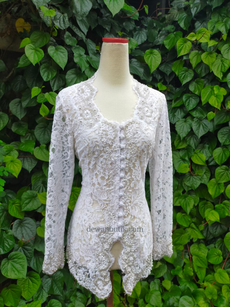 Kebaya Payet Putih Dewan Butik 2